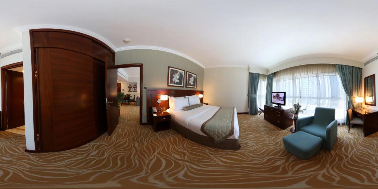 Grand Mercure Majlis Residences Абу Даби Екстериор снимка