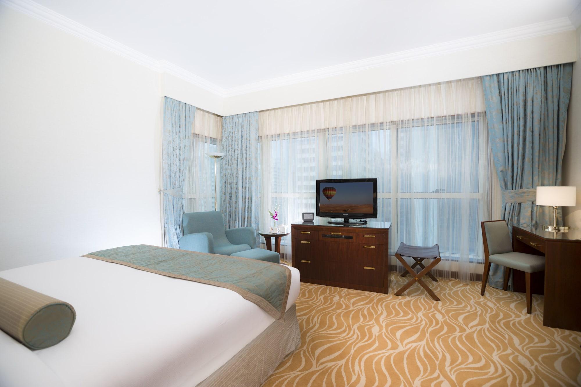 Grand Mercure Majlis Residences Абу Даби Екстериор снимка A room at the hotel